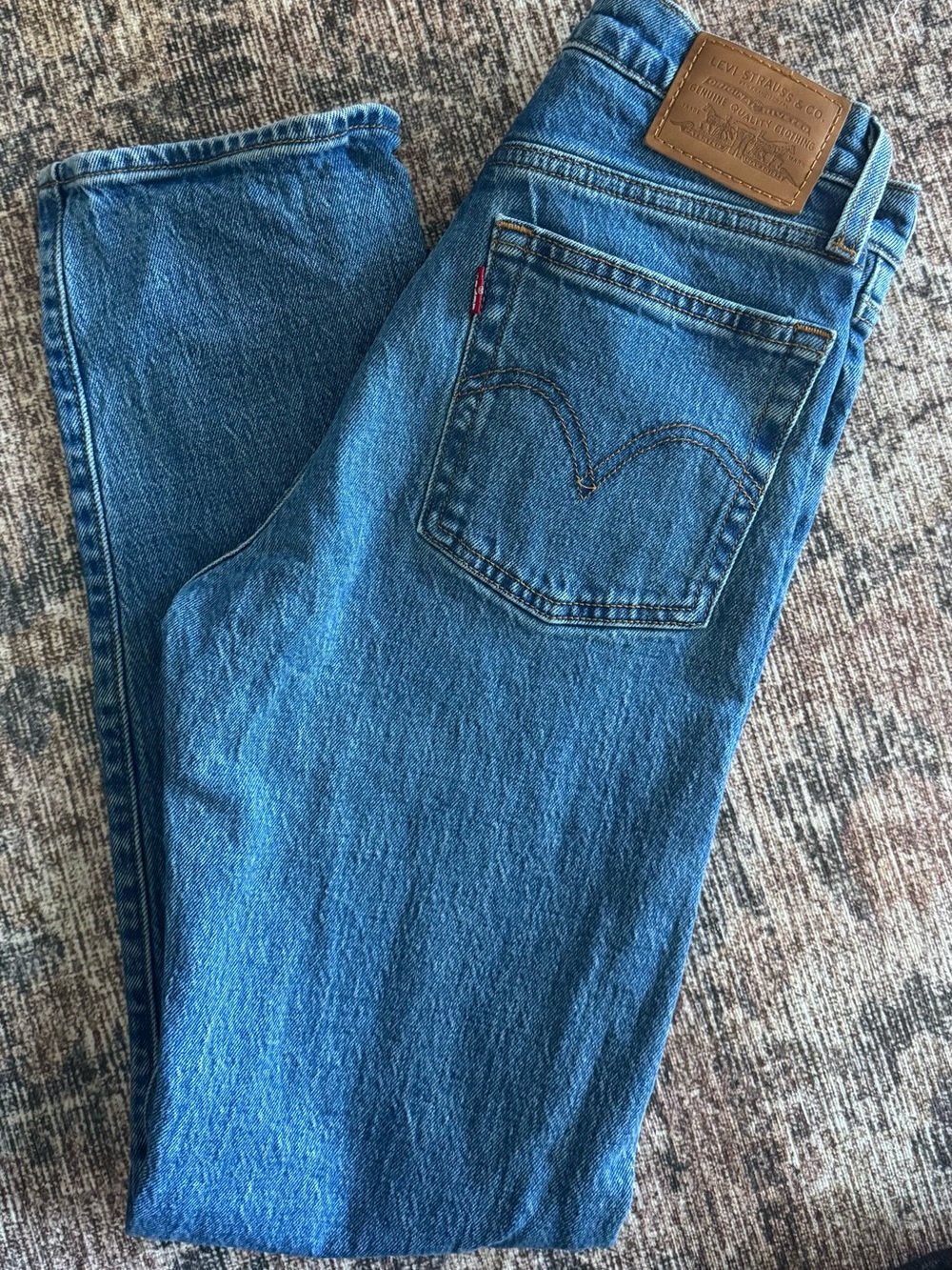 Levi’s Wedgie Straight Jeans Dance Around 24 High Rise Cropped Denim